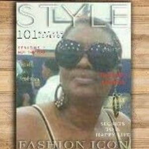 Meet your Posher, Daphne